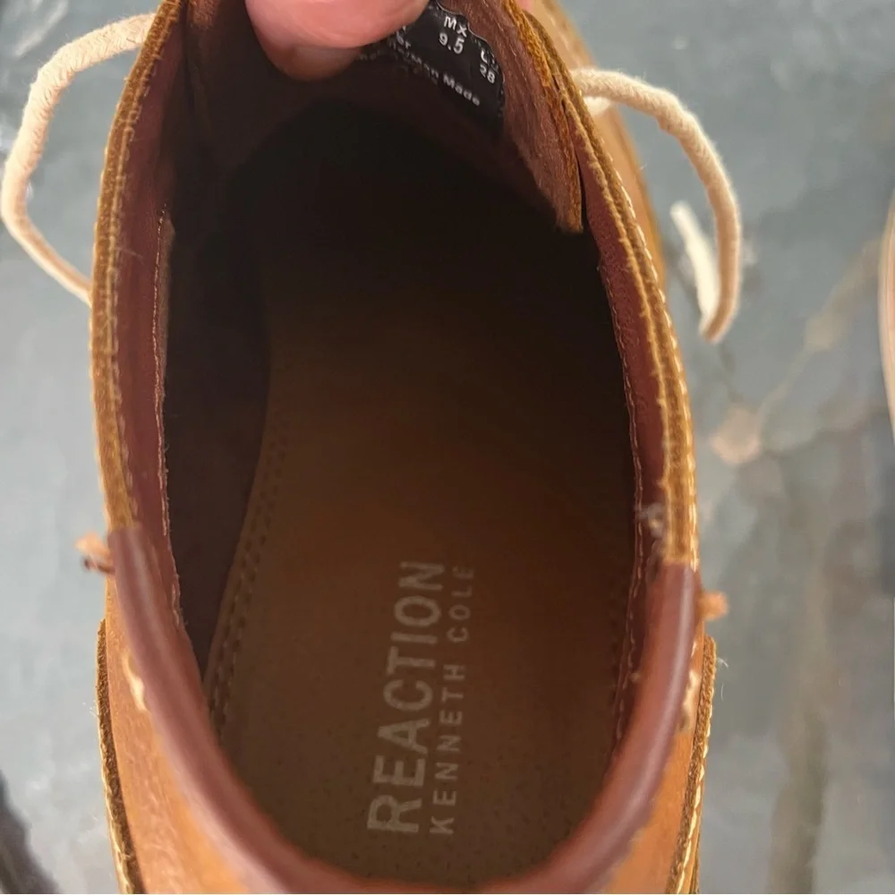 Kenneth Cole Reaction British Tan Desert Sun Distressed Chukka Boots Mens 11